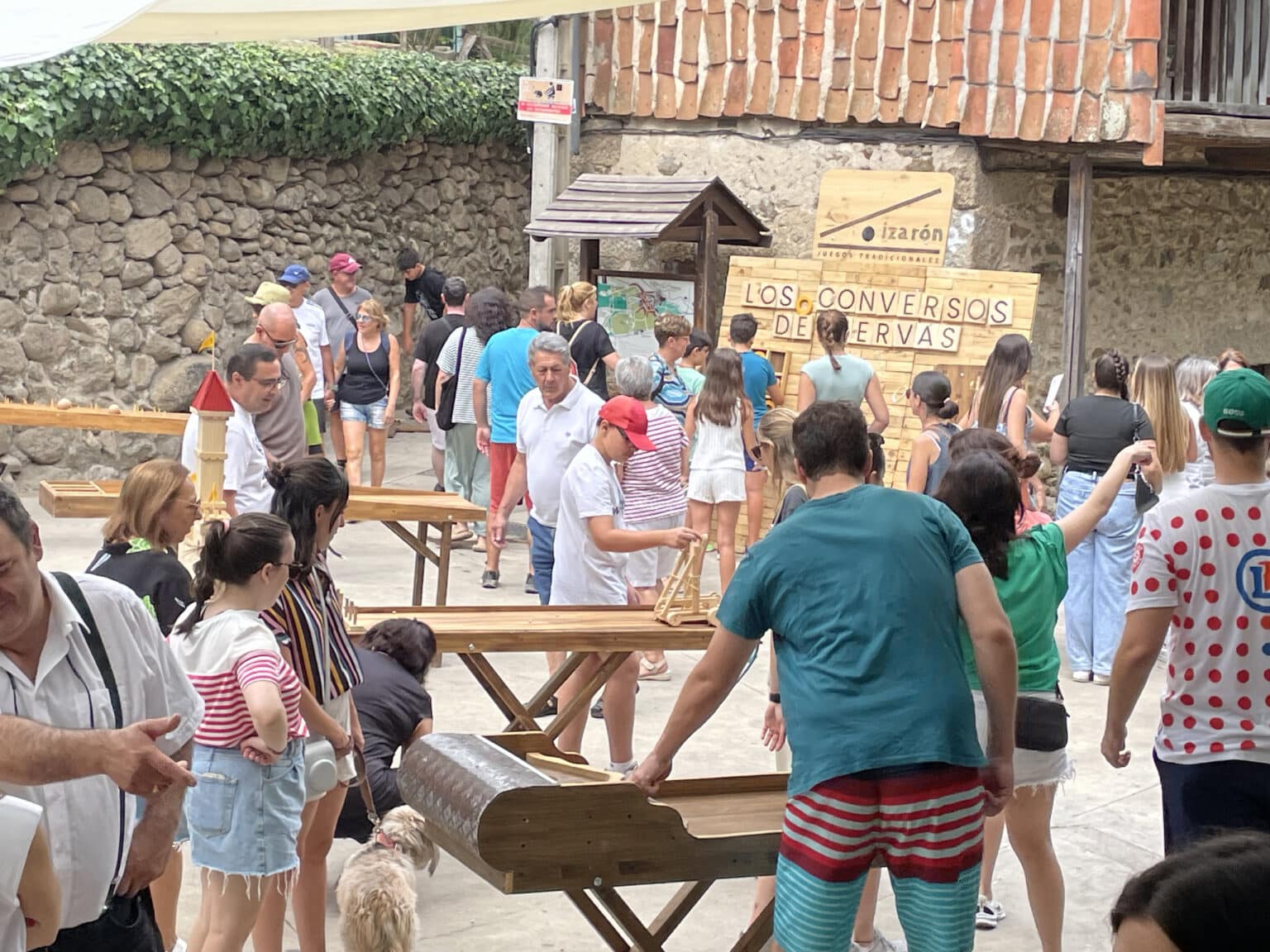 Juegos de madera Izarón · Fiestas patronales
