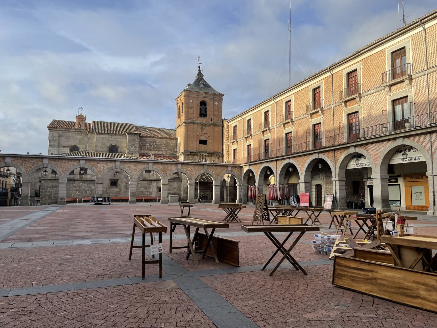 Juegos de madera Izarón · Jornadas culturales