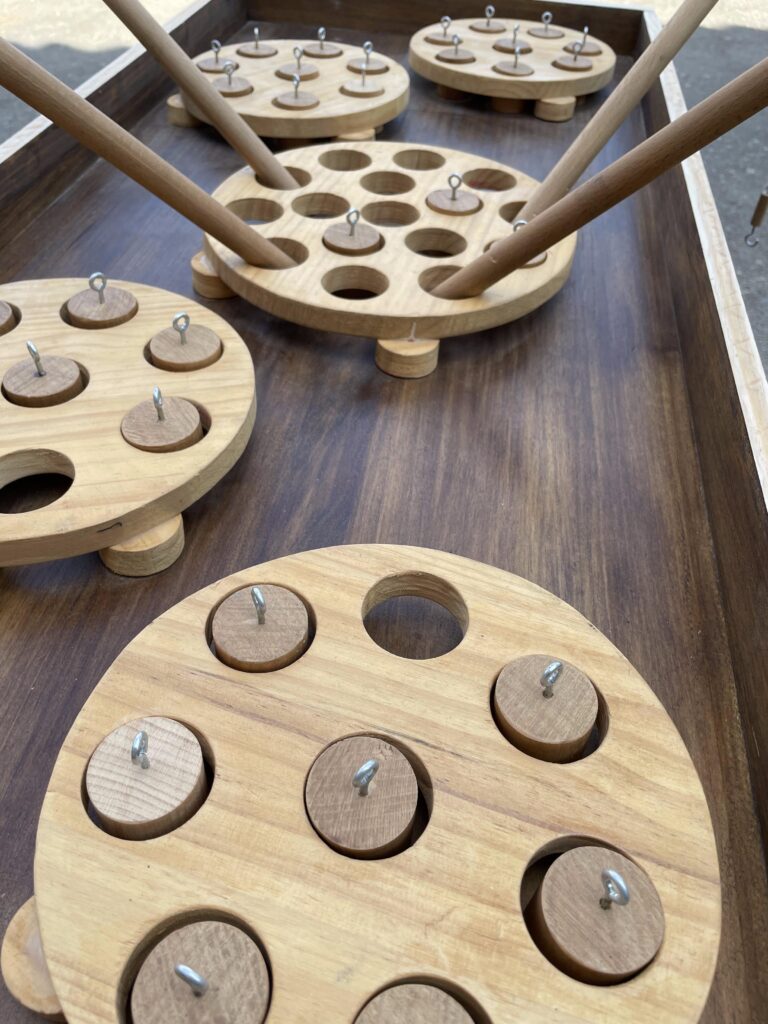 Juegos de madera para asociaciones · Izarón
