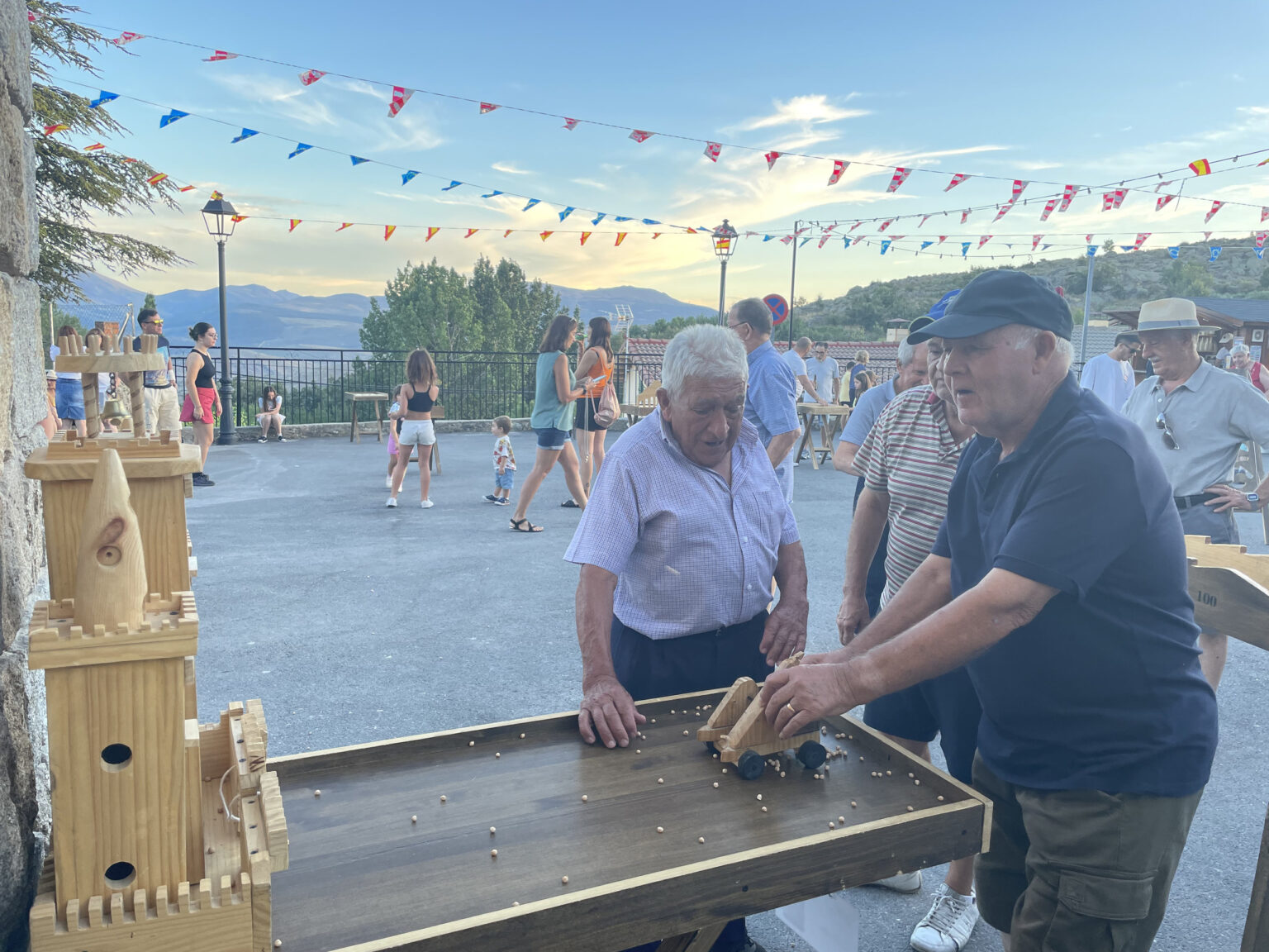 Juegos de madera Izarón · Jornadas culturales